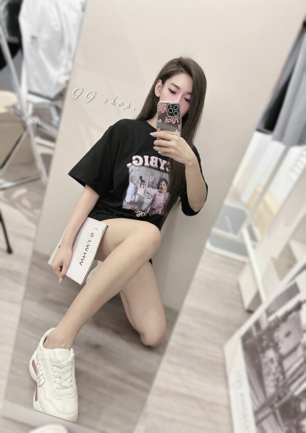 歐美女孩寬鬆短袖上衣 T恤