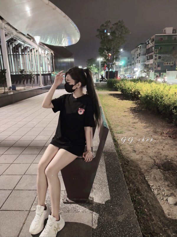 草莓熊寬鬆短袖上衣 T恤