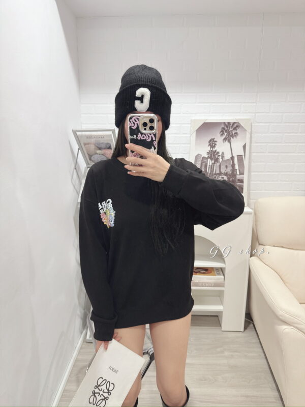 彩虹熊寬鬆長袖上衣