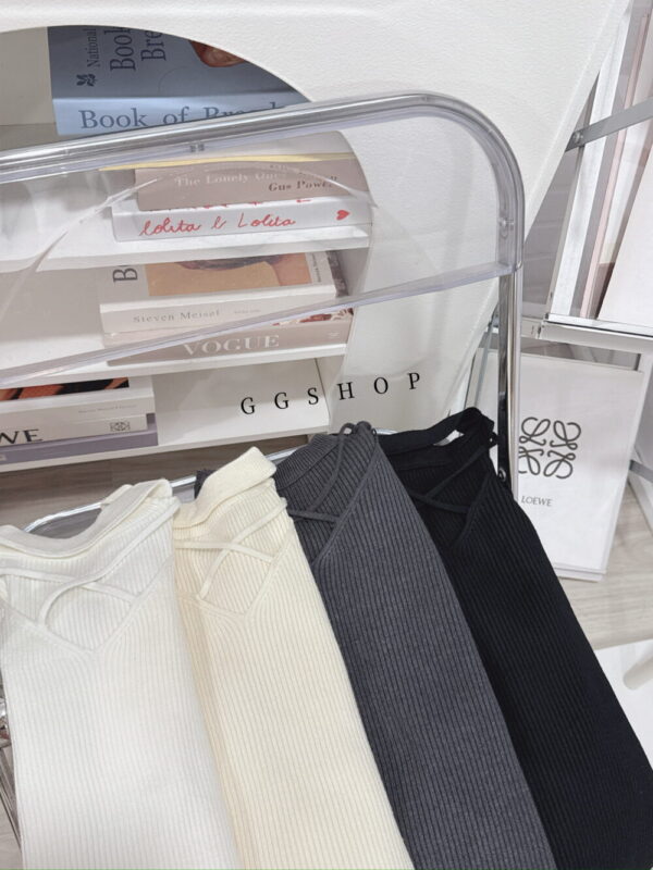 IMG_6968 掛脖交叉造型長袖針織上衣